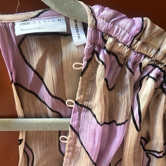 ASOS design Balloon Sleeves V neck blouse - Picture 13 of 14